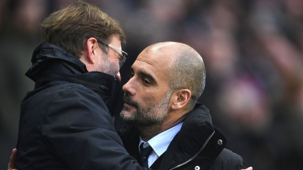 Juergen Klopp (z lewej), Pep Guardiola