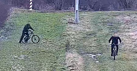 Pogranicznicy zatrzymali dwóch rowerzystów. Planowali podróż do USA