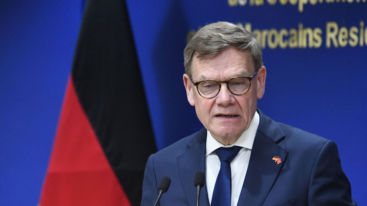 German Foreign Minister Johann Wadephul attends a joint press conference with Moroccan Foreign Minister Nasser Bourita (not pictured) during their meeting in Rabat, Morocco, 30 April 2026. EPA/JALAL MORCHIDI Dostawca: PAP/EPA.