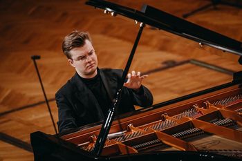 Polak w finale! Piotr Alexewicz zachwycił jurorów