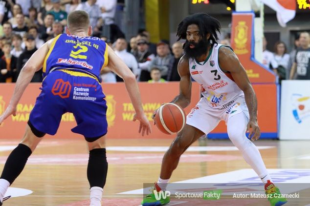 Robert Johnson z Legii przesadził z rzucaniem