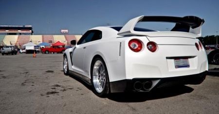 Nissan GT-R o mocy 900 KM - zdecydowanie mniej eko...