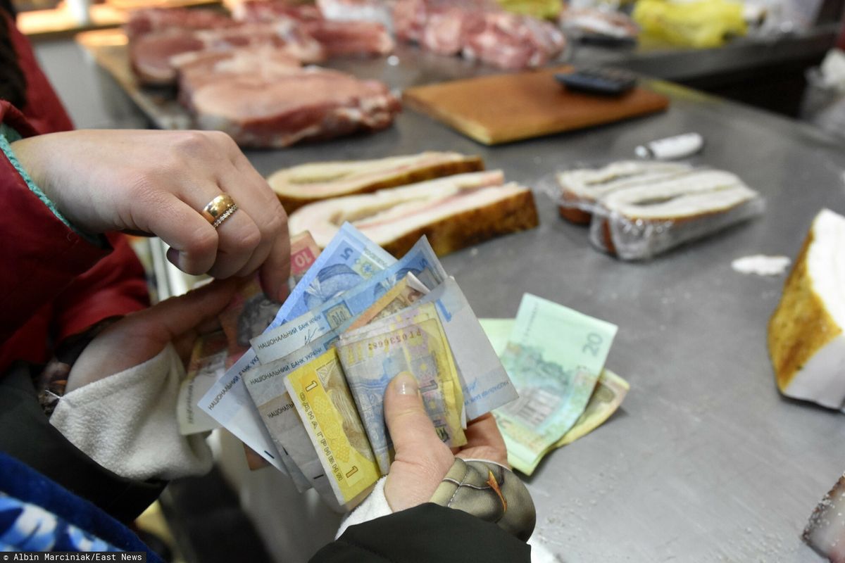 Od początku konfliktu występują problemy z przewalutowaniem oszczędności Ukraińców w gotówce 