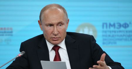 Johnson o scenariuszu, gdyby Putin był kobietą. Dyktator odpowiedział