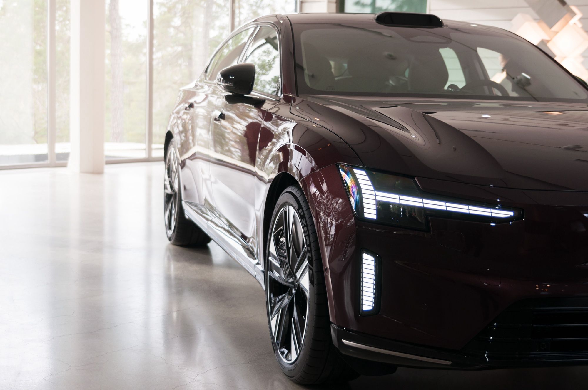 Volvo ES90 (2025)