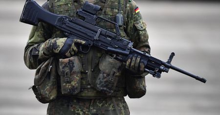 Byli żołnierze Bundeswehry podejrzani o planowanie ataków na migrantów