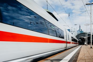60 tys. bezpłatnych biletów kolejowych. Oto kto może skorzystać