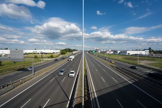 Drogi w Polsce. Będzie gęstszy system pomiaru prędkości, GDDKiA ma dość piratów