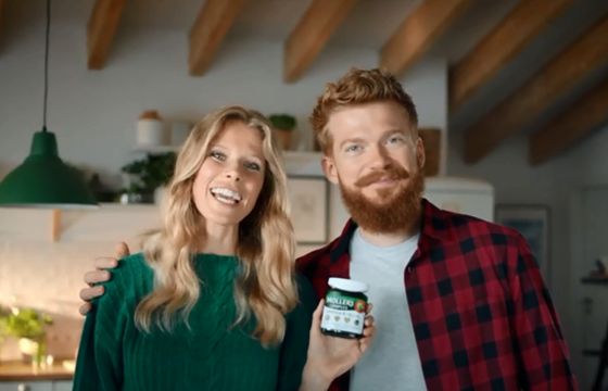 "Codzienny Traning Odporności" w reklamie tranu Möller's Complex