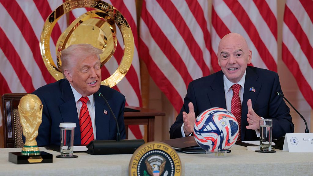 Getty Images / Anna Moneymaker / Prezydent USA Donald Trump i prezydent FIFA Gianni Infantino