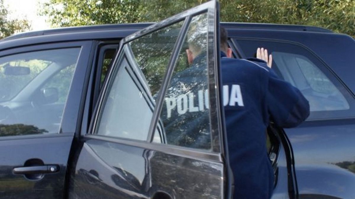 Płock. Policja zatrzymała podejrzanych nastolatków 