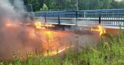 Ściana ognia. Wiadukt płonął jak pochodnia