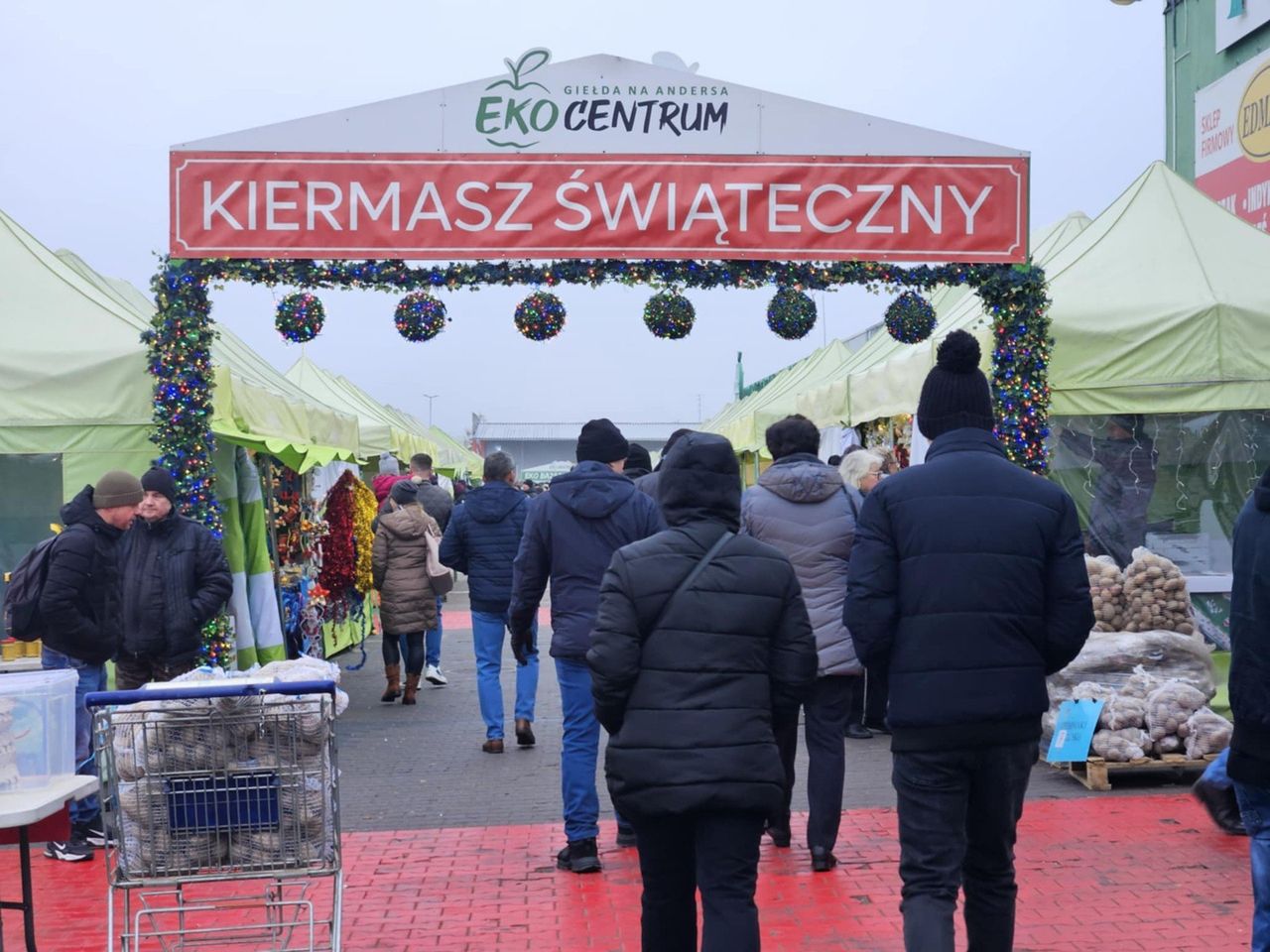 Białystok: Kiermasz Świąteczny na giełdzie przy Andersa