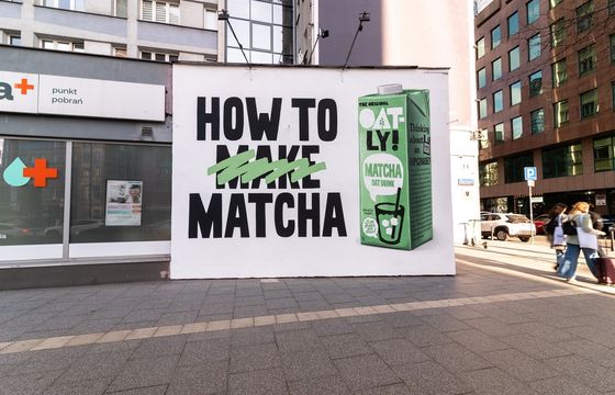 Oatly z kampanią w centrum stolicy