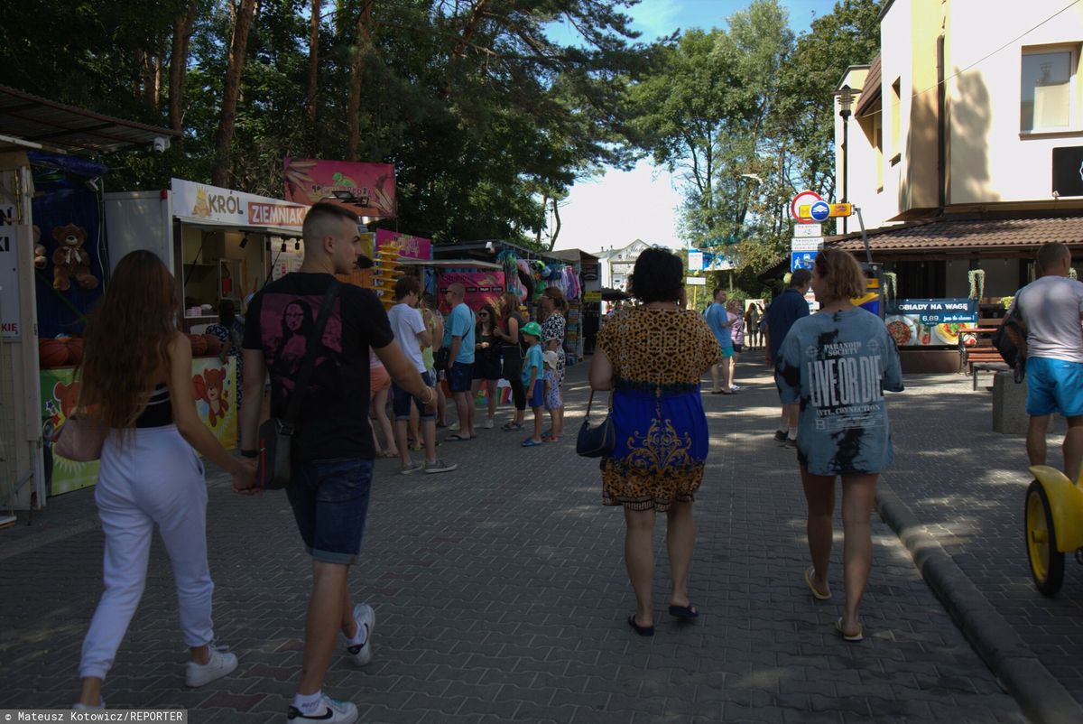 turyści, bałtyk, słodycze Największy trend kulinarny nad Bałtykiem. Króluje w tym sezonie