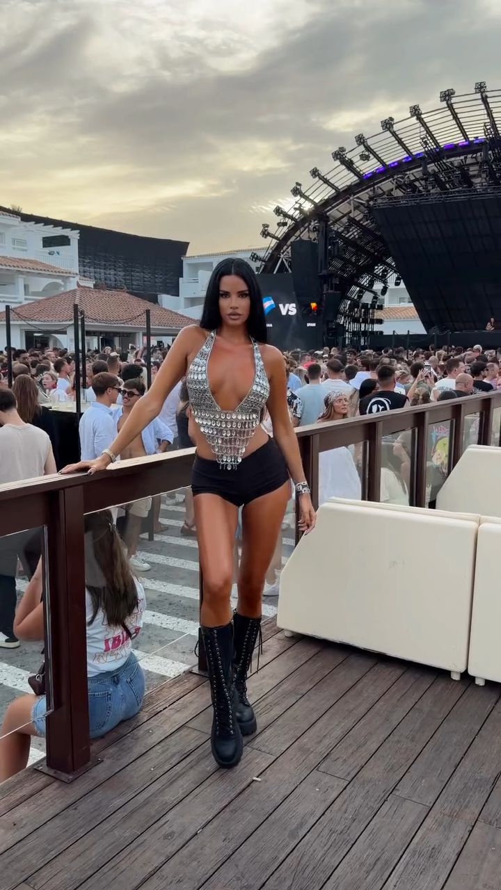 Ivana Knoll