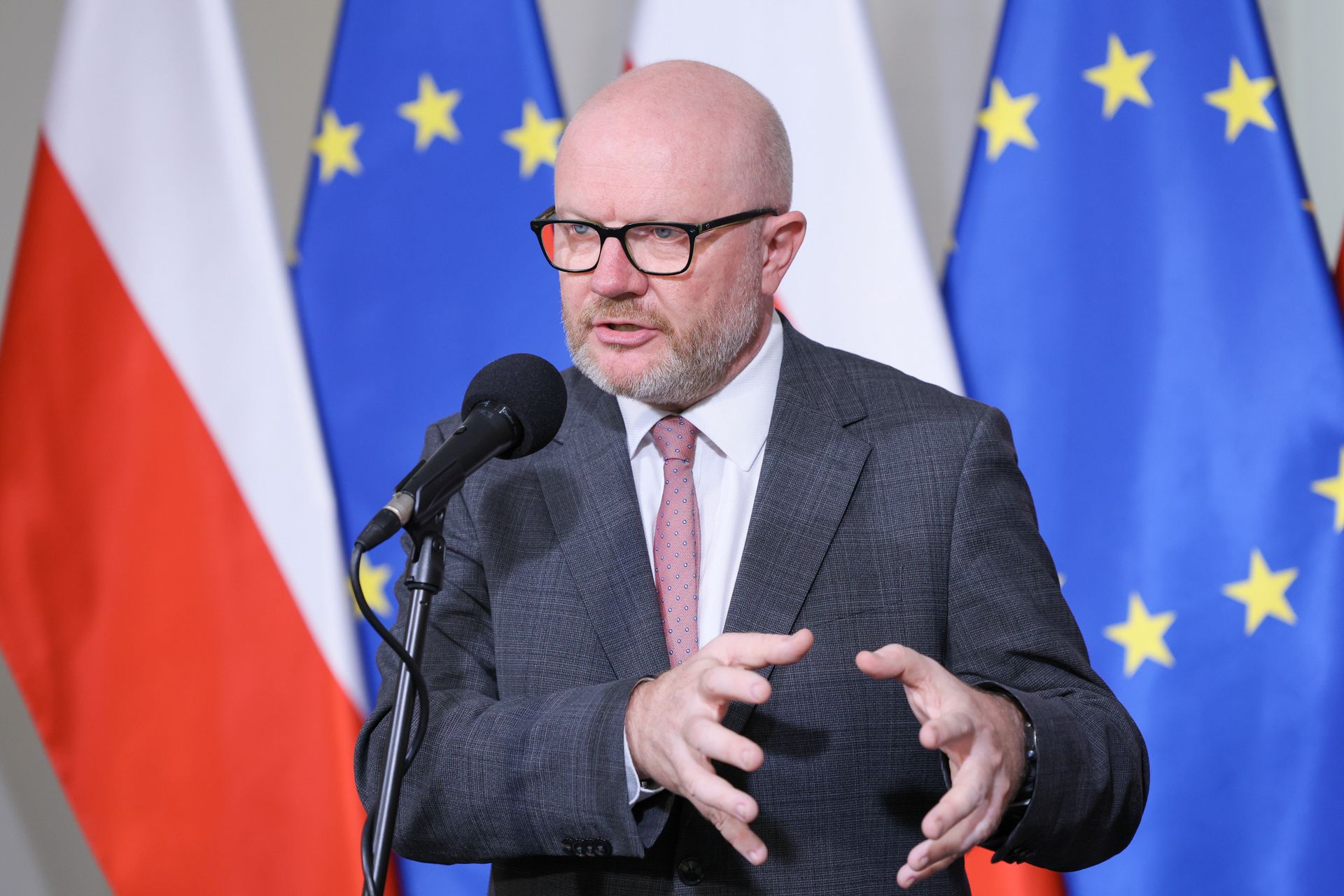 wiadomości,aktualności,WP Wiadomości Co z 800 plus dla cudzoziemców? Duszczyk przedstawił projekt