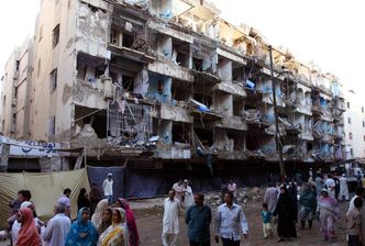Pakistan we krwi: Zamach bombowy w szyickiej dzielnicy