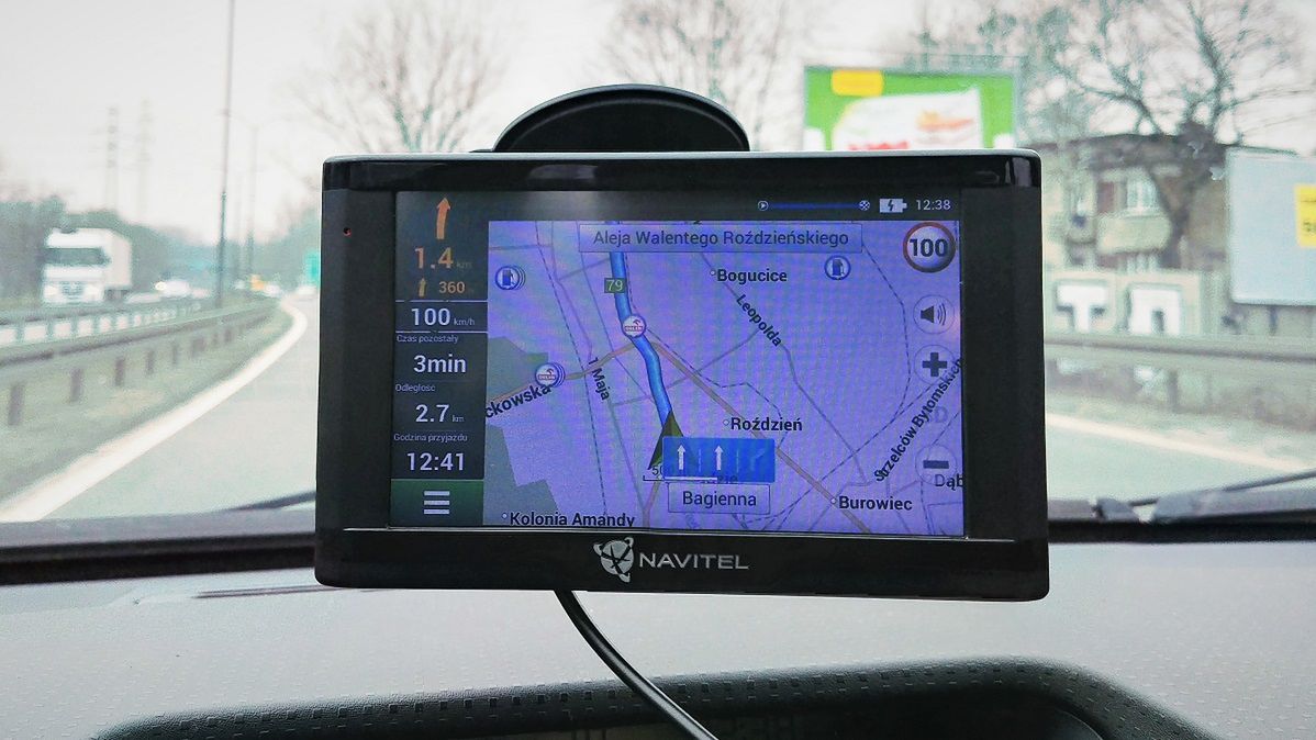 Test nawigacji Navitel E500 Magnetic. Czy w dobie smartfonów warto ją kupić? 1