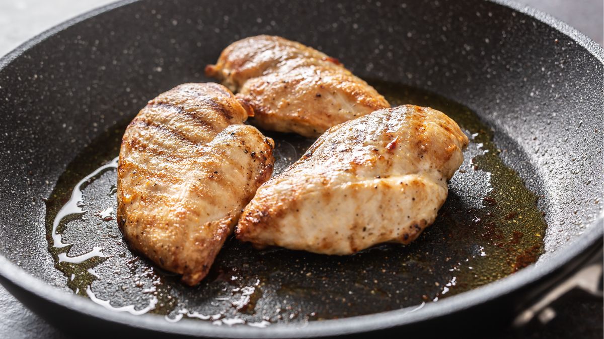 Jak usmażyć soczystego kurczaka?