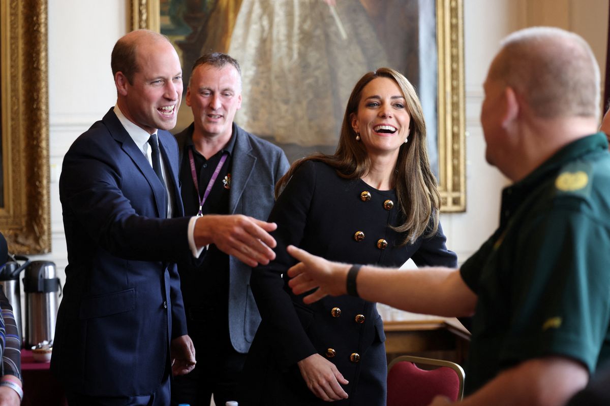 Książę William i księżna Kate podczas spotkania w wolontariuszami w Windsor Guildhall