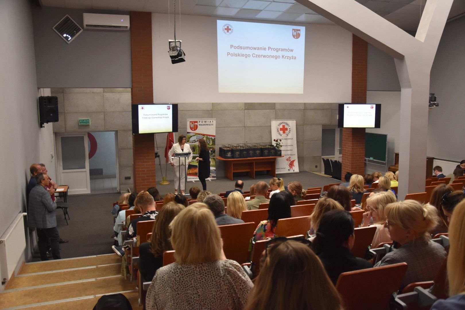Uroczyste podsumowanie programów edukacyjnych prowadzonych przez wągrowieckie oddział PCK w roku szkolnym 2024/2025