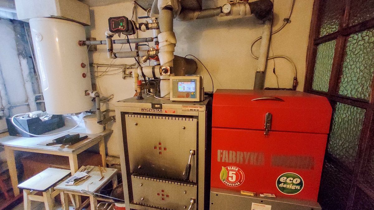 MKiŚ zdecydowało o czasowym zawieszeniu kotłów na pelet