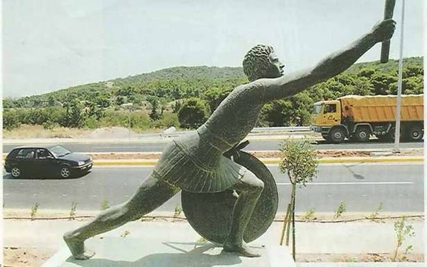 Pomnik Filippidesa w Maratonie (Fot. Wikimedia Commons)
