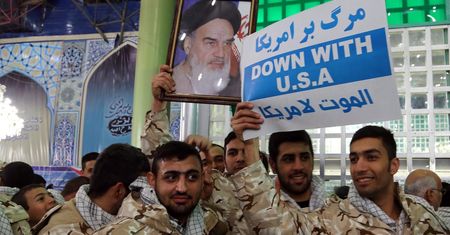 Iran zaprezentował najnowszy myśliwiec