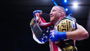 Do dziś nie doszedł do siebie po walce. Mistrz UFC poinformował o planach
