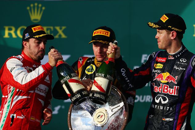 Podium ubiegłorocznego GP Australii (od lewej: F.Alonso, K.Raikkonen, S.Vettel)