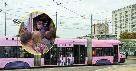 "Jezu, ale obciach". Wideo z warszawskiego tramwaju