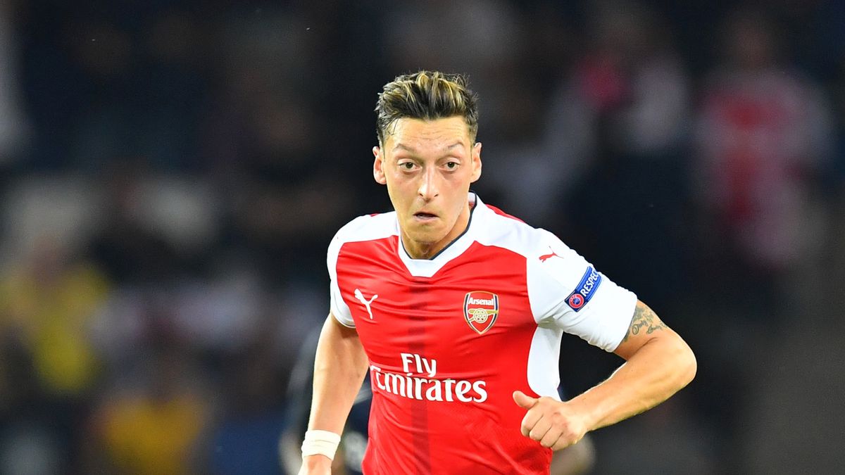Newspix / ABACA / Mesut Oezil w Arsenalu gra od 2013 roku