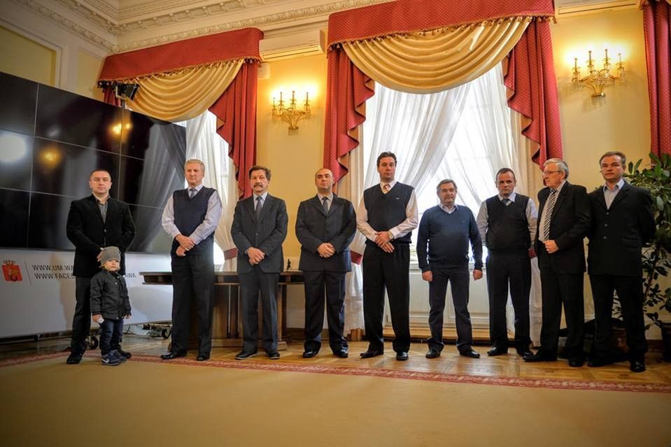 Bohaterscy kierowcy nagrodzeni przez prezydent Warszawy