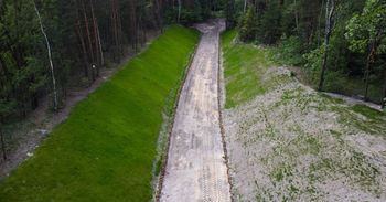 Fragment Sztolni Ponikowskiej w Hutkach został odtworzony. Prace wykonały Zakłady Górniczo-Hutnicze „Bolesław”