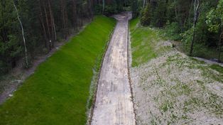 Fragment Sztolni Ponikowskiej w Hutkach został odtworzony. Prace wykonały Zakłady Górniczo-Hutnicze „Bolesław”