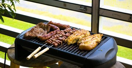 Grill elektryczny - teraz możesz grillować przez cały rok!