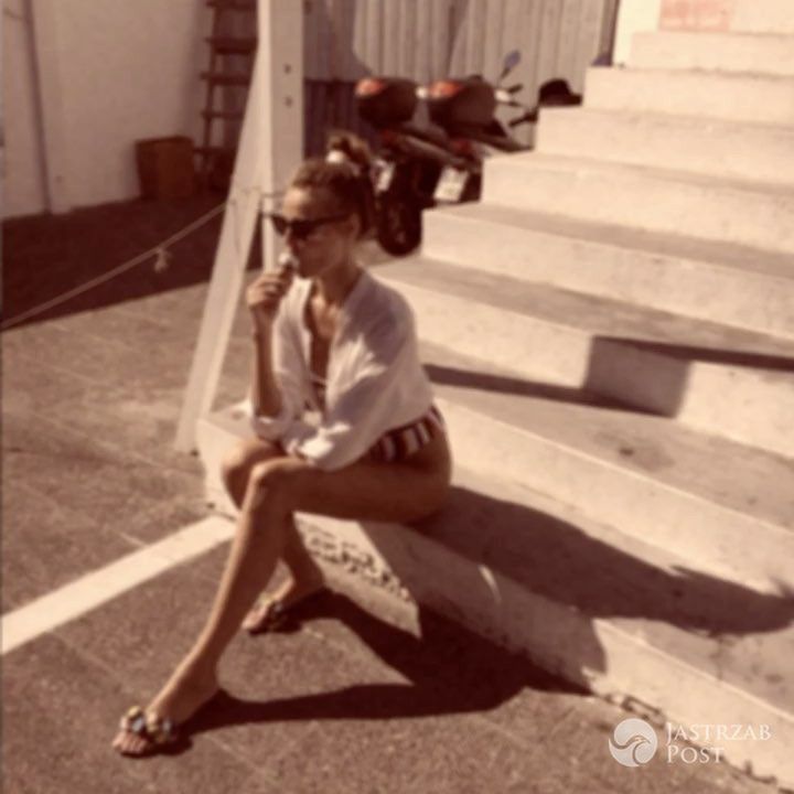 Magdalena Frąckowiak nago na Santorini