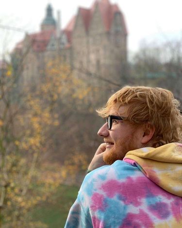 Ed Sheeran zwiedził zamek w miejscowości Sucha