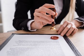 Opłaty notarialne w 2026 r. Co może zdrożeć u notariusza?