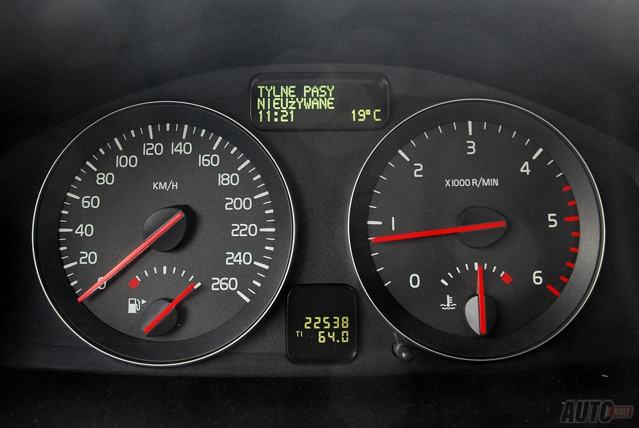 Volvo S40 D2 DRIVe (fot. Paweł Kaczor)