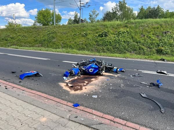 Motocyklista zginął po zderzeniu z busem. Wypadek na DK nr 46