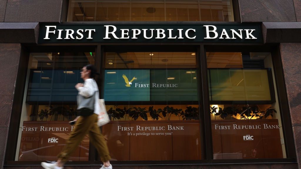 First Republic Bank Shares Plunge Over 50 Percent One Day After Earnings Report
SAN FRANCISCO, CALIFORNIA - APRIL 26: A pedestrian walks by a First Republic bank on April 26, 2023 in San Francisco, California. Shares of San Francisco-based bank First Republic continue to fall as the New York Stock Exchange halted trading of the stock at least a dozen times on Wednesday following the company's earnings report that showed its clients had withdrew more than 40% of deposits in the first quarter following the collapse of Silicon Valley Bank. (Photo by Justin Sullivan/Getty Images)
Justin Sullivan
