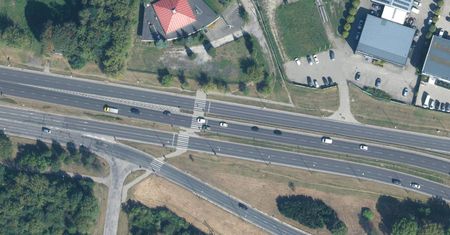 Wjechał rowerem na przejście dla pieszych. 32-latek został potrącony przez kierującą fiatem