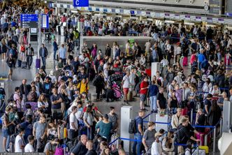 Limity na lotnisku Heathrow. British Airways wstrzymuje sprzedaż biletów, m.in do Polski