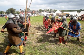 Wyspa Wolin opanowana przez Wikingów. Trwa popularny festiwal