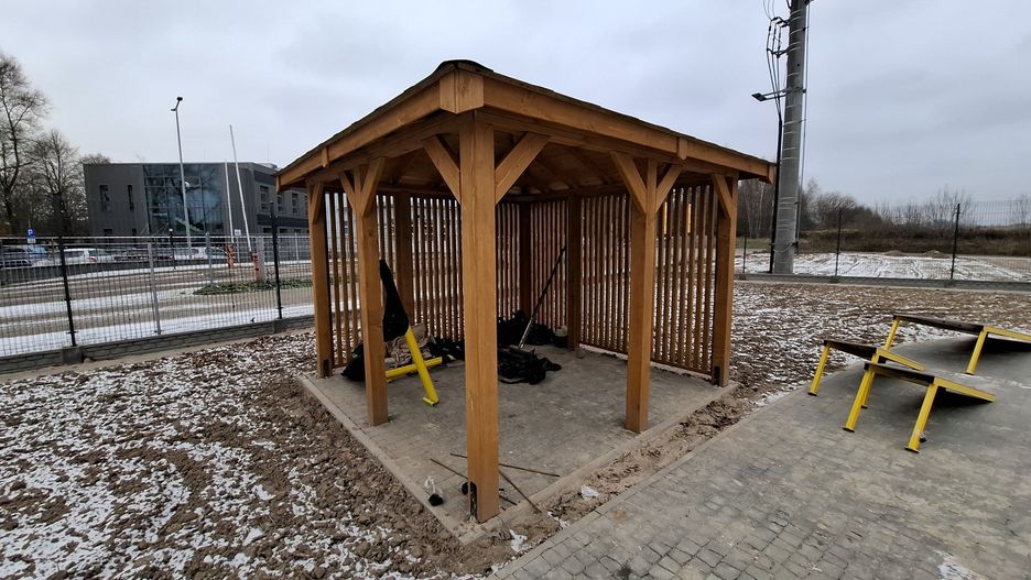 Wybieg przy słupskim schronisku nabiera kształtów. Sprawdziliśmy, jak postępują prace