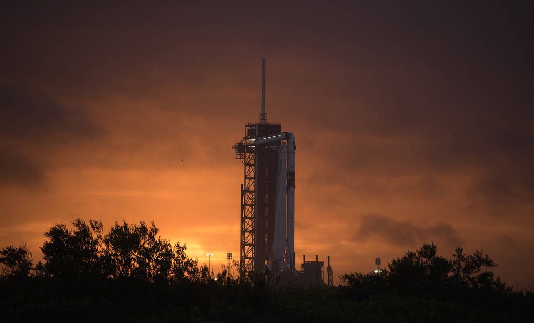 Pierwszy lot załogowy SpaceX będzie widoczny na niebie nad Polską 