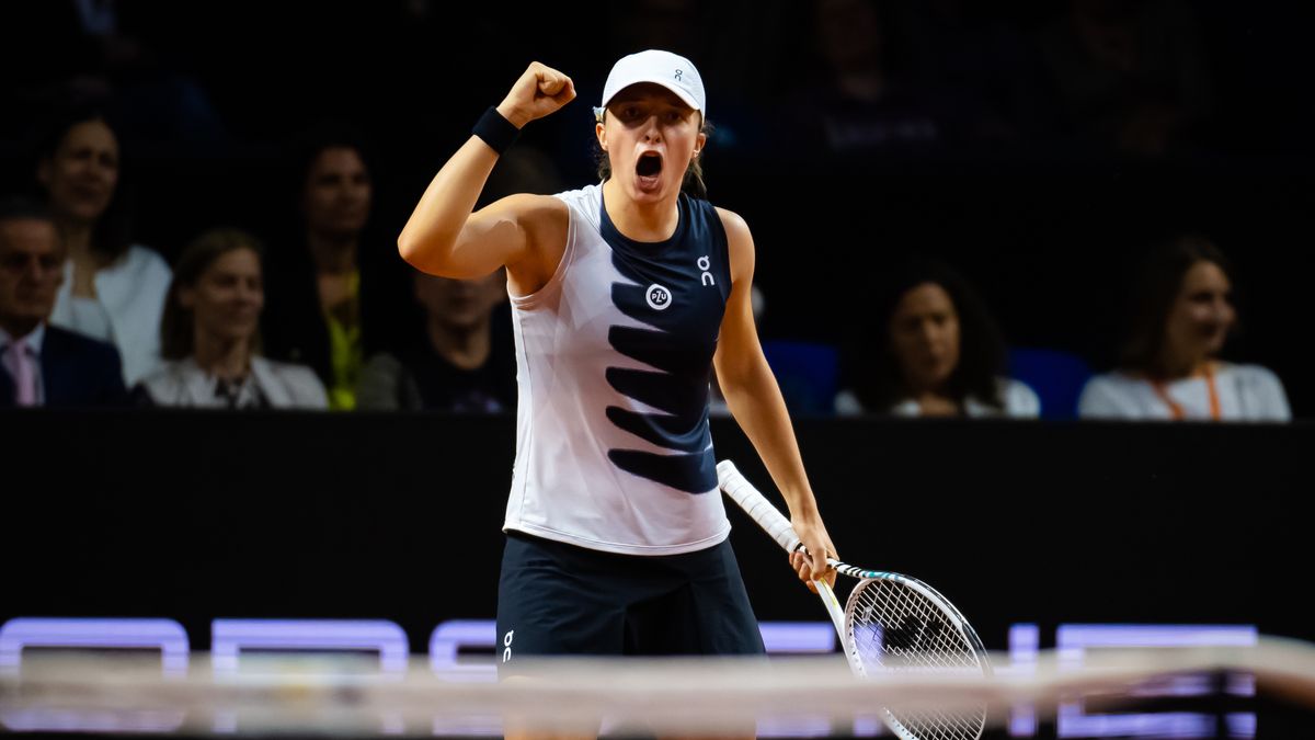 STUTTGART, GERMANY - APRIL 23: Iga Swiatek of Poland in action against Aryna Sabalenka in the singles final of the Porsche Tennis Grand Prix Stuttgart 2023 at Porsche Arena on April 23, 2023 in Stuttgart, Germany (Photo by Robert Prange/Getty Images)