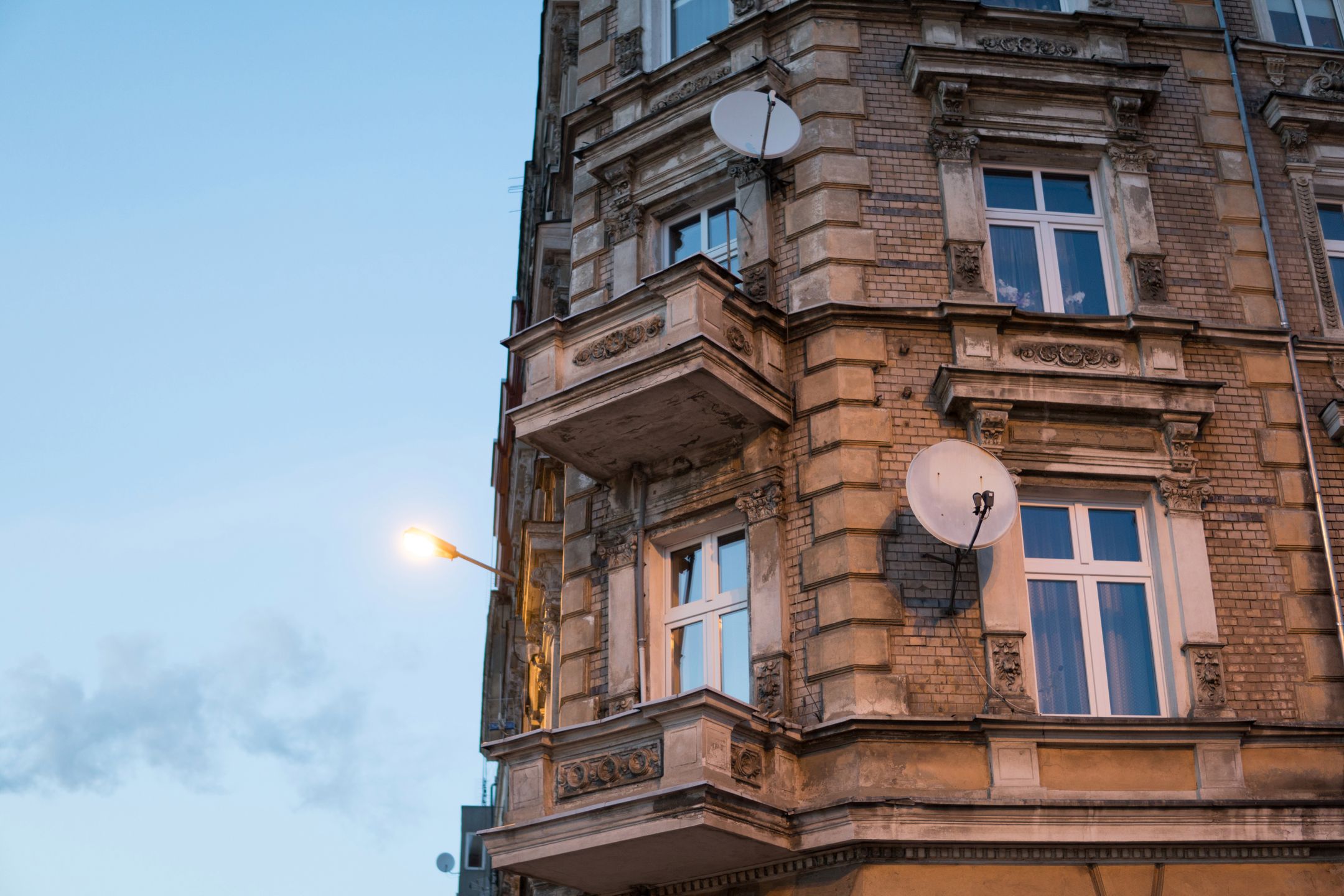 Sigma 30 mm f/1.4 DC DN - recenzja jasnego obiektywu stworzonego z myślą o bezlusterkowcach 108